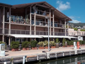 AL vascello facciata